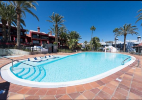 IMPRESIONANTE APARTAMENTO FRENTE AL MAR, 2 dormitorios,ACCESO DIRECTO A LA PLAYA